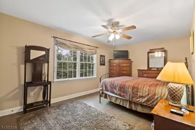 32 Sawmill Rd, Tewksbury Township, NJ 08833 - Photo 19
