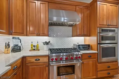 32 Sawmill Rd, Tewksbury Township, NJ 08833 - Photo 7