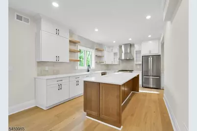 44 Hanover Rd, Mountain Lakes, NJ 07046 - Photo 13