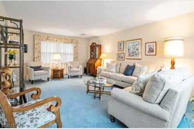 3 Bridle Ln, Mount Olive, NJ 07828 - Photo 5