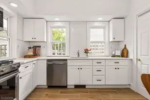 41 N Willow St, Montclair, NJ 07042 - Photo 11