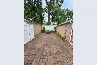 69 Tuxedo Pkwy, Newark, NJ 07106 - Photo 7