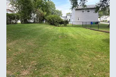 57 Francine Ave, West Caldwell, NJ 07006 - Photo 19