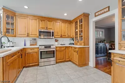 54 Elm St, Millburn, NJ 07041 - Photo 9