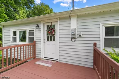 340 Lakeview Dr, Hampton Township, NJ 07860 - Photo 33
