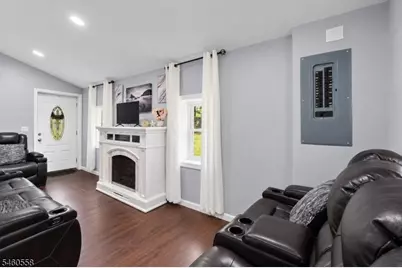 340 Lakeview Dr, Hampton Township, NJ 07860 - Photo 21