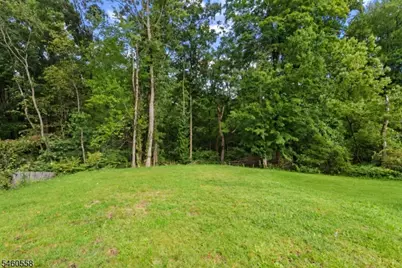 340 Lakeview Dr, Hampton Township, NJ 07860 - Photo 27