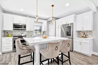 39 Overlook Ave, West Orange Township, NJ 07052 - Photo 3
