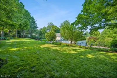 9 Canterbury Ln, Summit, NJ 07901 - Photo 47