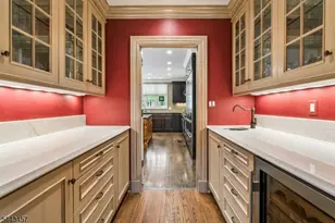 9 Canterbury Ln, Summit, NJ 07901 - Photo 11