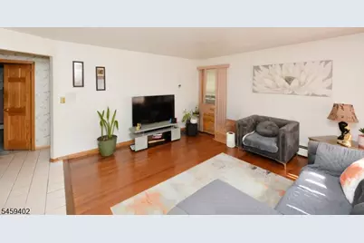 62 Knapp Ave, Clifton, NJ 07011 - Photo 3