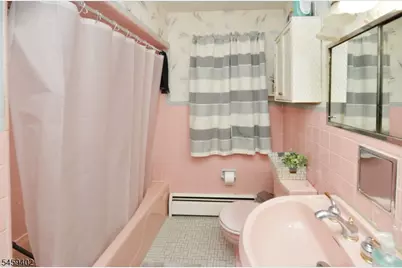 62 Knapp Ave, Clifton, NJ 07011 - Photo 7