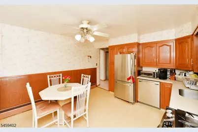 62 Knapp Ave, Clifton, NJ 07011 - Photo 5