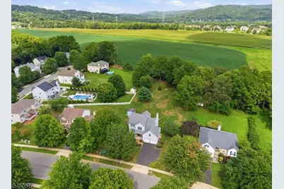 280 Stonehenge Dr, Lopatcong Township, NJ 08865 - Photo 33
