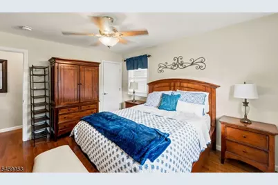 1135B Valley Rd, Wayne, NJ 07470 - Photo 13