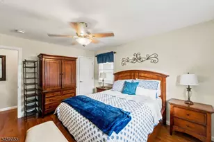 1135B Valley Rd, Wayne, NJ 07470 - Photo 13