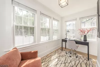 33 Waverly Ter, Bloomfield, NJ 07003 - Photo 5