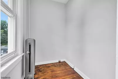379 Seminary Ave, Rahway, NJ 07065 - Photo 21