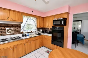 17 Moosepac Ln, Jefferson Township, NJ 07438 - Photo 5