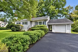 17 Moosepac Ln, Jefferson Township, NJ 07438 - Photo 1