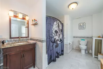 15 Washburn Pl, Caldwell, NJ 07006 - Photo 21