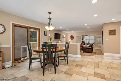 4 Moccasin Ct, Mahwah Twp., NJ 07430 - Photo 13