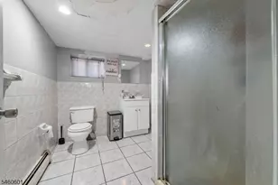 38 Nairn Pl, Newark, NJ 07108 - Photo 9