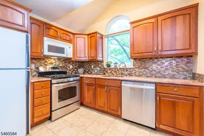 17 Constitution Ct, Montville Township, NJ 07045 - Photo 13