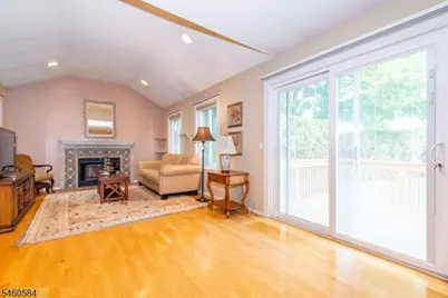 17 Constitution Ct, Montville Township, NJ 07045 - Photo 7