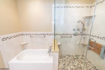 17 Constitution Ct, Montville Township, NJ 07045 - Photo 25