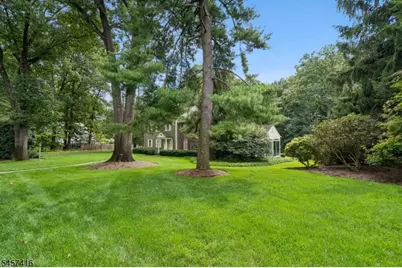 300 Oak Ridge Ave, Summit, NJ 07901 - Photo 47