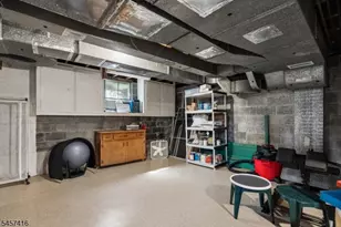 300 Oak Ridge Ave, Summit, NJ 07901 - Photo 33