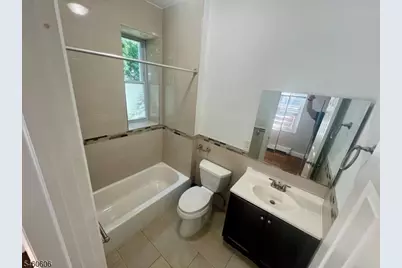 110 Peabody Pl #2, Newark, NJ 07104 - Photo 11