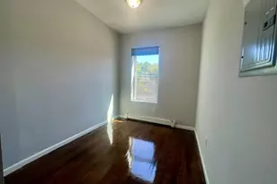 110 Peabody Pl, Newark, NJ 07104 - Photo 9