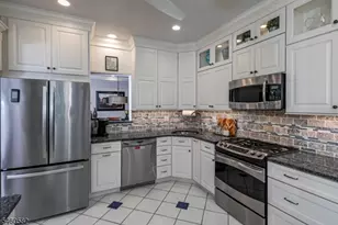 44 Rock Creek Woods Dr, Lambertville, NJ 08530 - Photo 7
