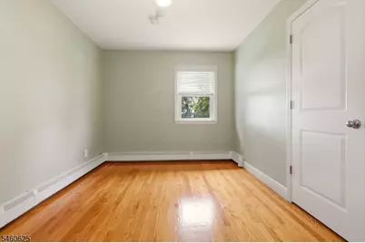 33 Willow Ave, Woodbridge Township, NJ 08830 - Photo 11