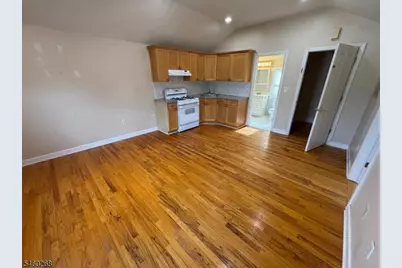 2059 Tyler St, Union Township, NJ 07083 - Photo 5