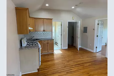 2059 Tyler St, Union Township, NJ 07083 - Photo 7