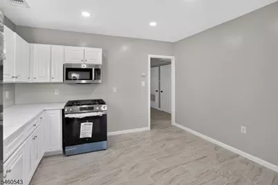 23 Leo Pl, Newark, NJ 07108 - Photo 15