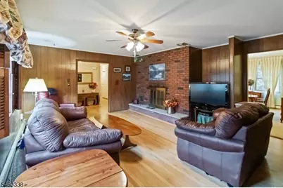 77 Sun Valley Way, Morris Plains, NJ 07950 - Photo 11