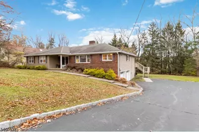 77 Sun Valley Way, Morris Plains, NJ 07950 - Photo 3