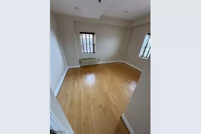 70 S Munn Ave #1008, East Orange, NJ 07018 - Photo 11