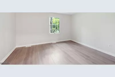 125 Smithfield Ct, Bernards Township, NJ 07920 - Photo 21