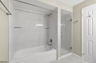 125 Smithfield Ct, Bernards Township, NJ 07920 - Photo 19