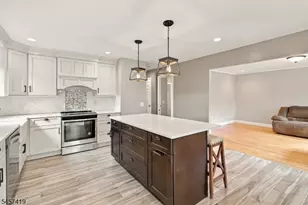 513 Wills Rd, Roxbury Township, NJ 07850 - Photo 7