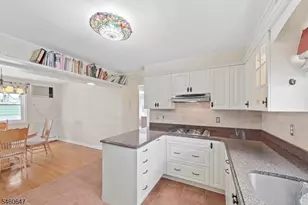 14 Pine St, Kearny, NJ 07032 - Photo 15