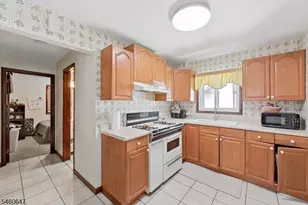 14 Pine St, Kearny, NJ 07032 - Photo 25