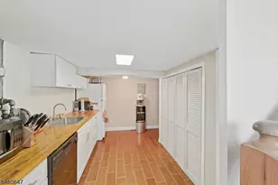 14 Pine St, Kearny, NJ 07032 - Photo 39
