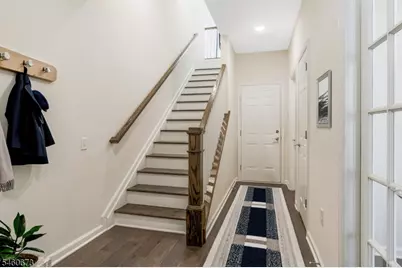 17 Gala Ct, Livingston, NJ 07039 - Photo 3