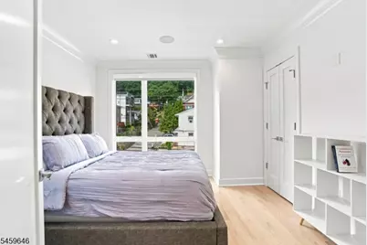 1439 River Rd #1, Edgewater, NJ 07020 - Photo 17